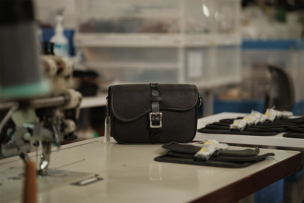 サドルバッグの記憶を現代に映す形